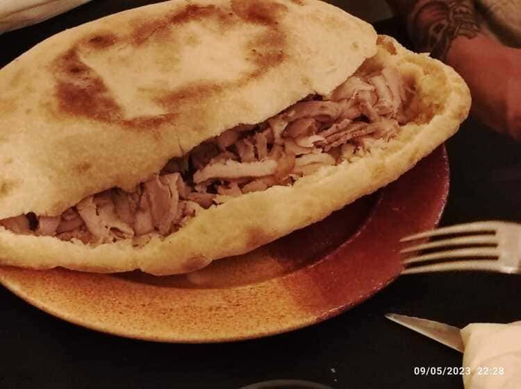 Panino con porchetta