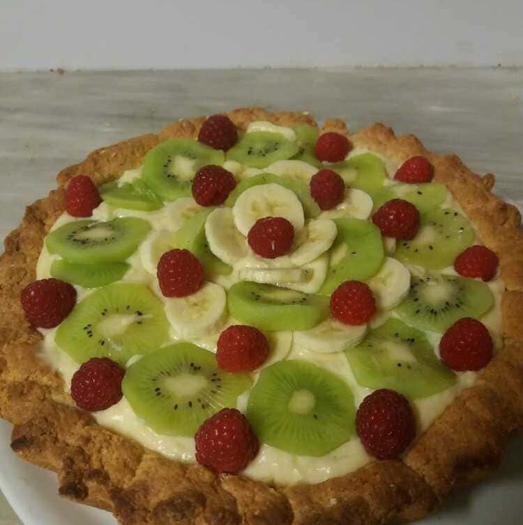 Crostata di frutta e crema